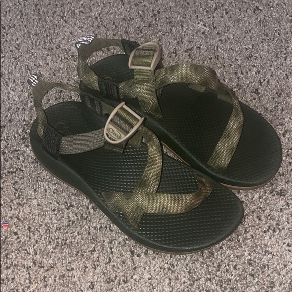 Chaco Green Strappy Sandals - Picture 1 of 4